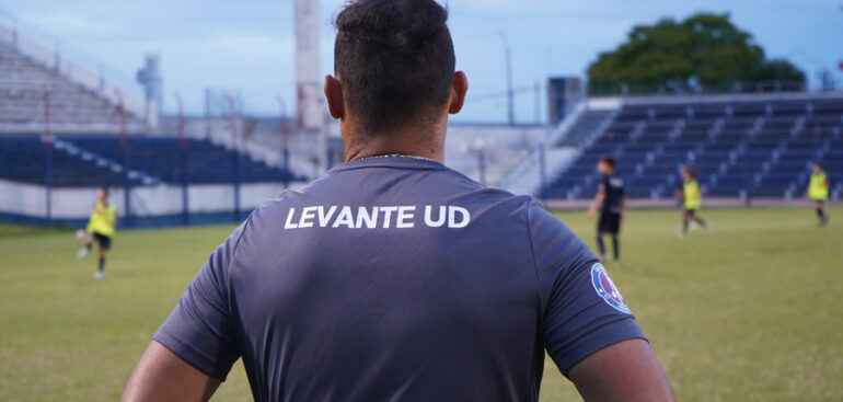 Entrenador Club Levante de España
