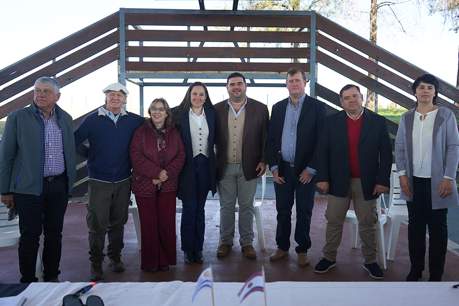 Consejales Chapicuy y intendente