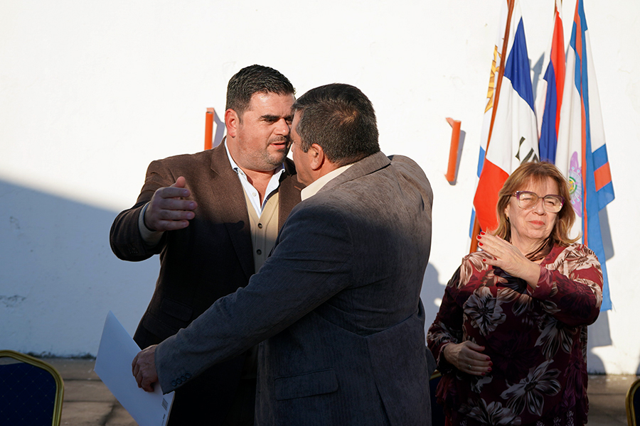 Intendente saluda a alcalde