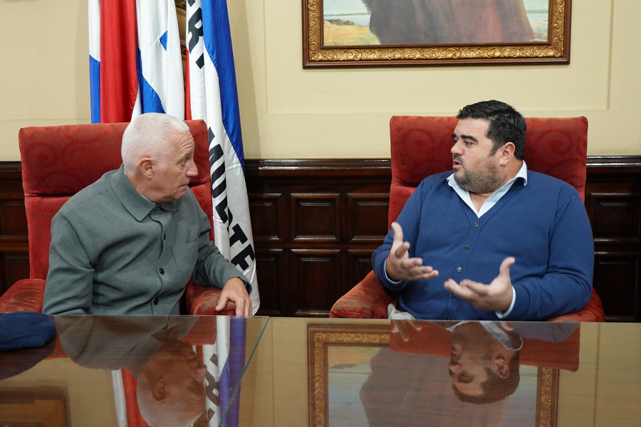 Intendente junto a Ministro del Interior