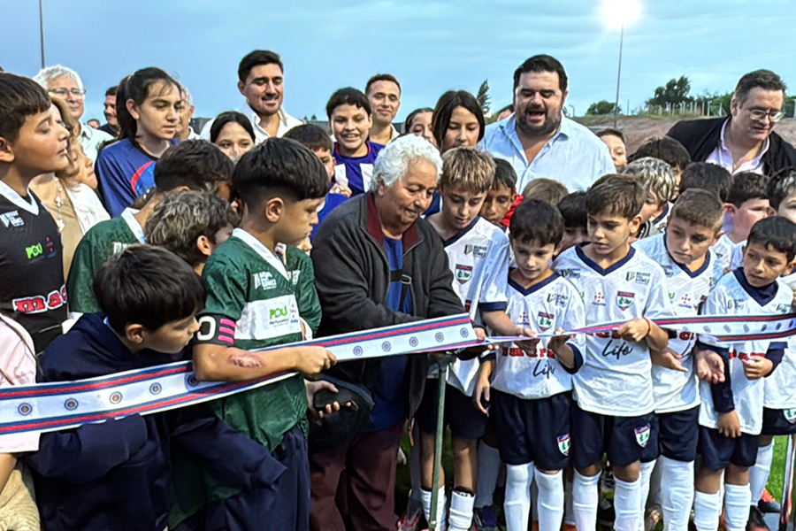Inauguración estadio de fútbol infantil