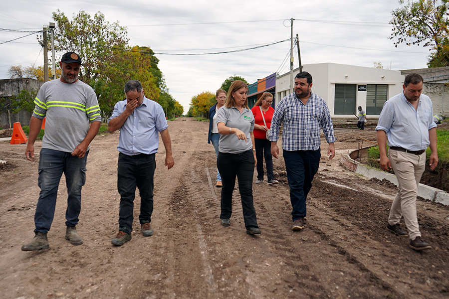 Intendente recorre obras de vialidad junto a la Alcalde
